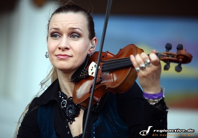 Schandmaul (live auf dem Hexentanz Festival, 2012)